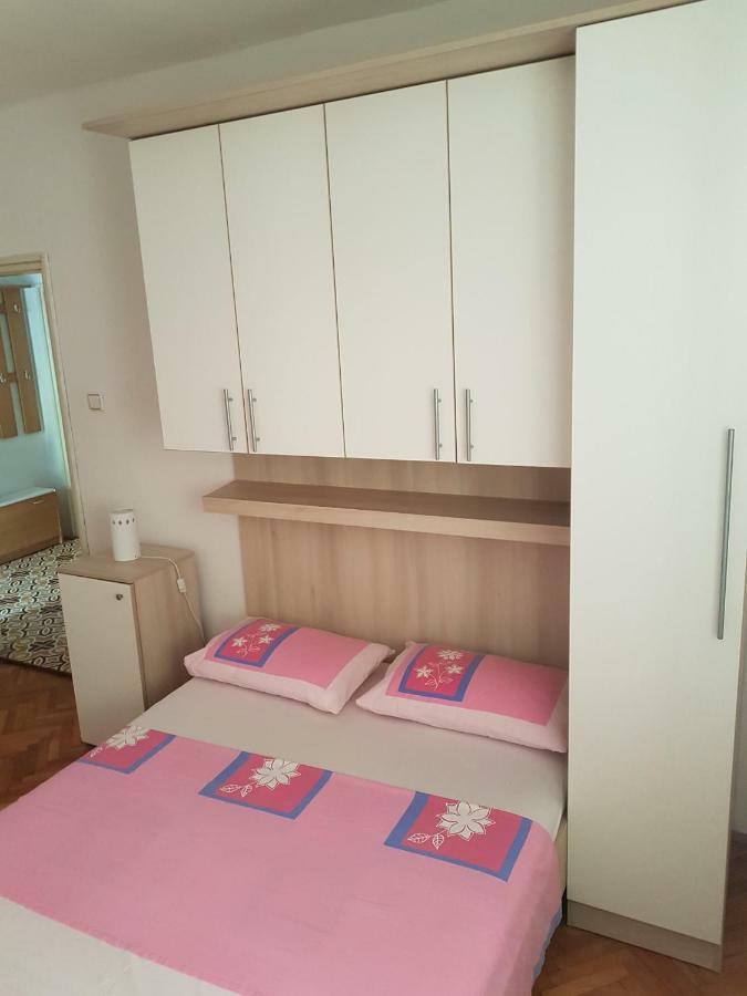 Apartman Vesna Pag Appartement Pag Town Buitenkant foto